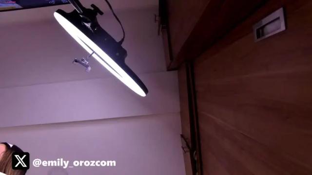 Image 4 of emily_____ Stream on Chaturbate on 3 months ago