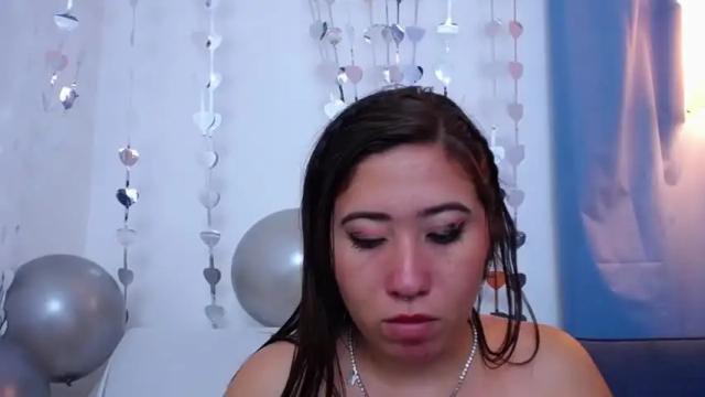 Image 3 of emily__fh Stream on Chaturbate on 14 months ago