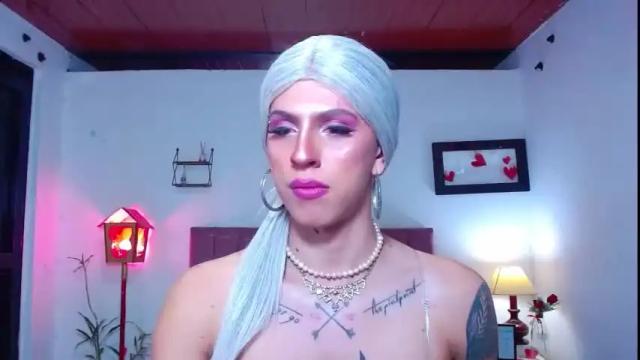Image 4 of emily__muller Stream on Chaturbate on 15 months ago
