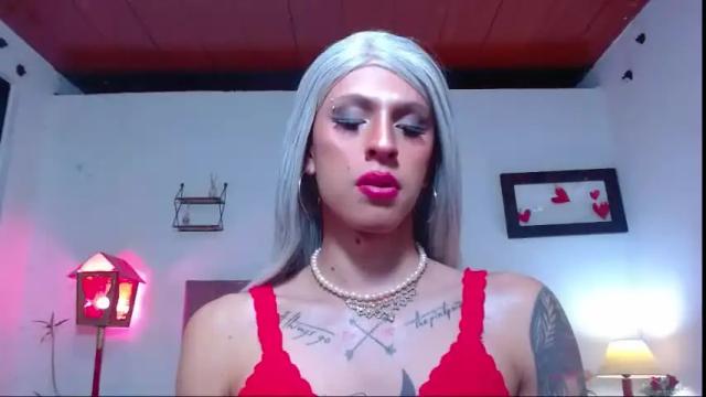 Image 4 of emily__muller Stream on Chaturbate on 14 months ago