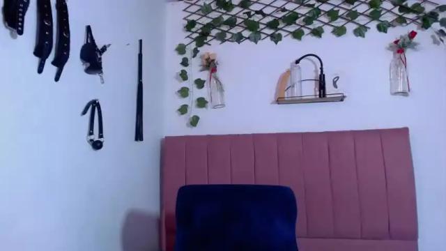 Image 11 of emily__muller Stream on Chaturbate on 15 months ago
