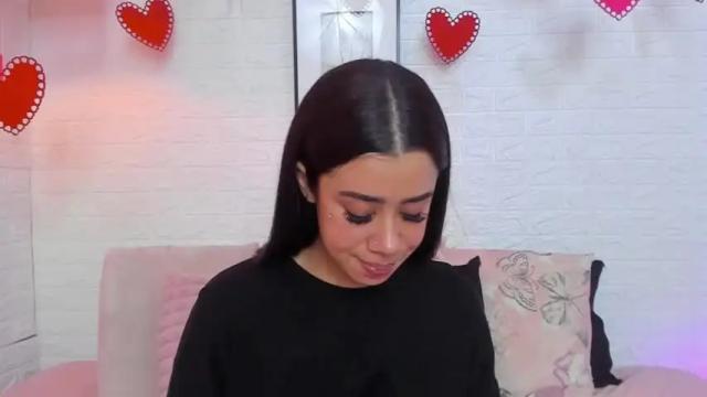 Image 7 of emily__rodri Stream on Chaturbate on 14 months ago