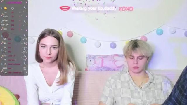 Image 2 of emily_and_ilumi Stream on Chaturbate on 16 months ago