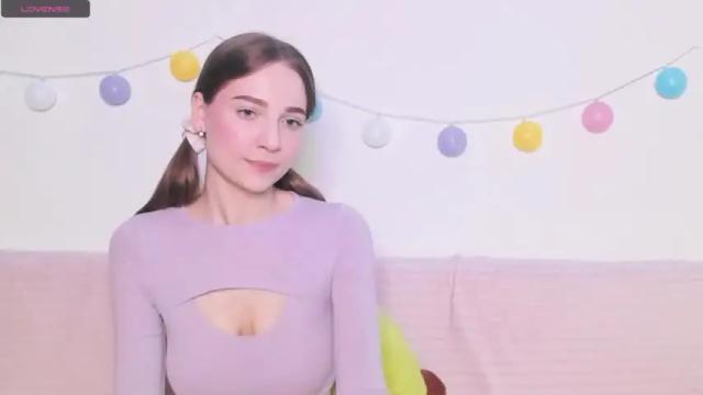 Image 7 of emily_and_ilumi Stream on Chaturbate on 13 months ago