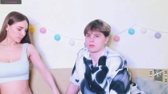 Image 8 of emily_and_ilumi Stream on Chaturbate on 12 months ago
