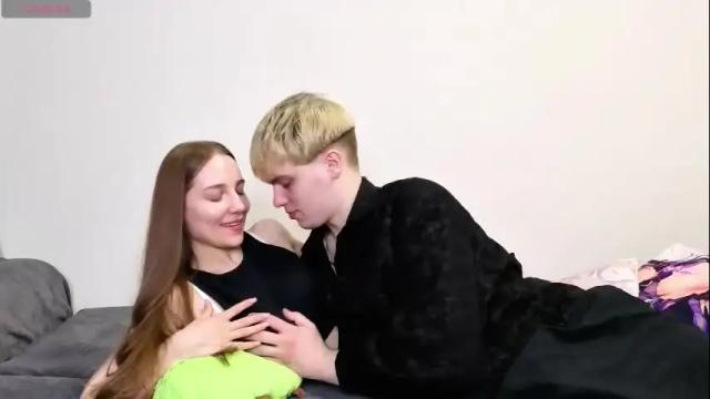 Image 8 of emily_and_ilumi Stream on Chaturbate on 27 days ago