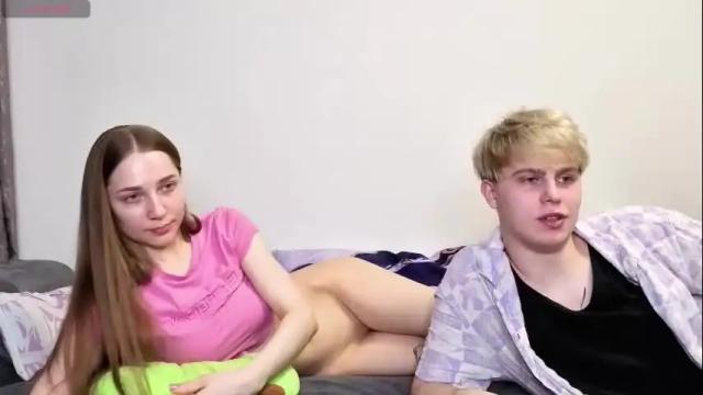 Image 2 of emily_and_ilumi Stream on Chaturbate on 24 days ago