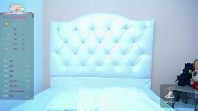 Image 7 of emily_babyboo Stream on Chaturbate on 17 months ago