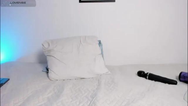 Image 8 of emily_bae Stream on Chaturbate on 1 month ago