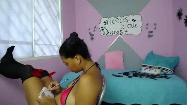 Image 11 of emily_burning5 Stream on Chaturbate on 21 months ago