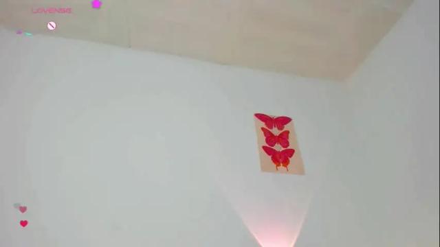 Image 11 of emily_coraline Stream on Chaturbate on 1 month ago