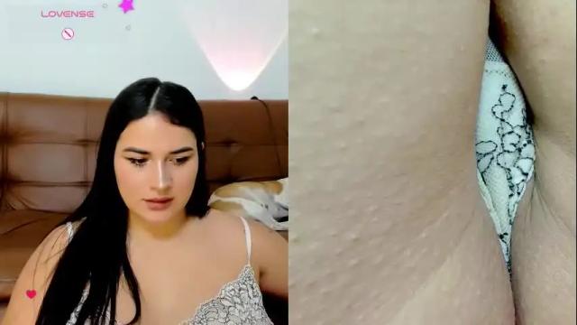 Image 2 of emily_coraline Stream on Chaturbate on 1 month ago
