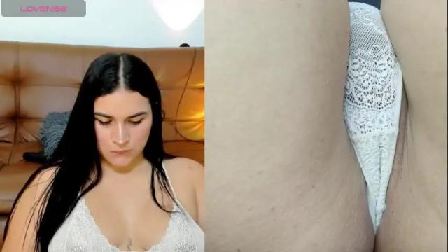 Image 2 of emily_coraline Stream on Chaturbate on 1 month ago