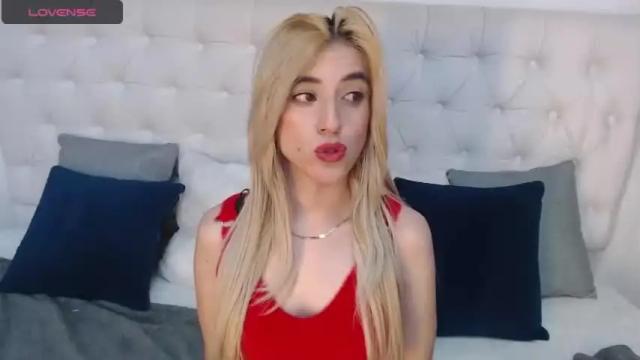 Thumbnail 2, emily_edwart's Stream at Chaturbate, 25 months ago