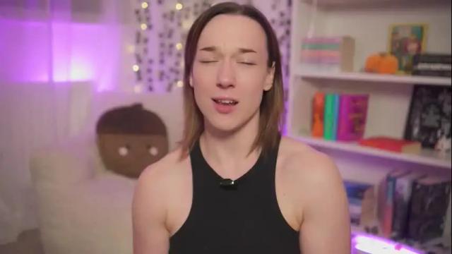 Image 3 of emily_fox_official Stream on Chaturbate on 1 month ago