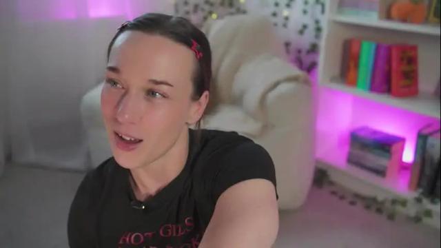 Image 10 of emily_fox_official Stream on Chaturbate on 25 days ago
