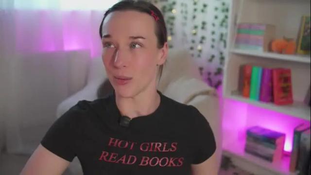 Image 12 of emily_fox_official Stream on Chaturbate on 25 days ago