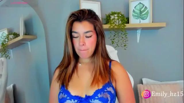 Image 2 of emily_haze Stream on Chaturbate on 1 month ago