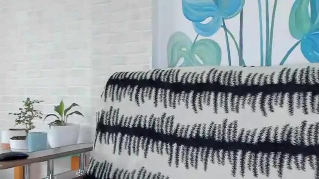 Image 3 of emily_home Stream on Chaturbate on 16 months ago