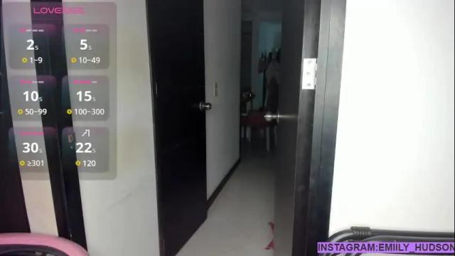 Image 8 of emily_huddson_ Stream on Chaturbate on 3 months ago