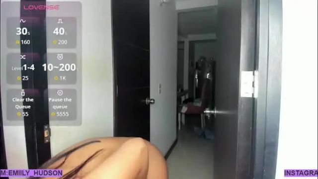 Image 8 of emily_huddson_ Stream on Chaturbate on 2 months ago