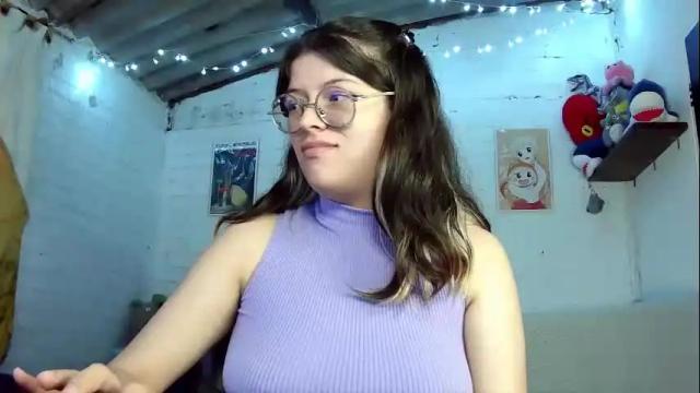 Image 11 of emily_katz Stream on Chaturbate on 1 month ago