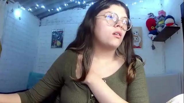Image 3 of emily_katz Stream on Chaturbate on 1 month ago