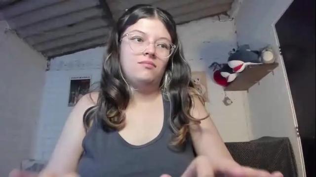 Image 4 of emily_katz Stream on Chaturbate on 7 days ago