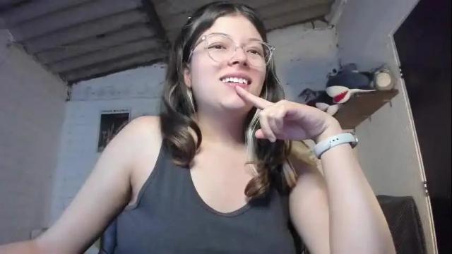 Image 6 of emily_katz Stream on Chaturbate on 7 days ago