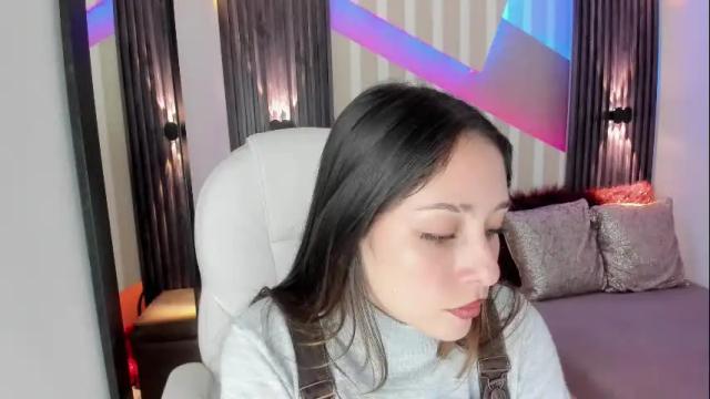 Thumbnail 1, emily_layton's Stream at Chaturbate, 1 month ago
