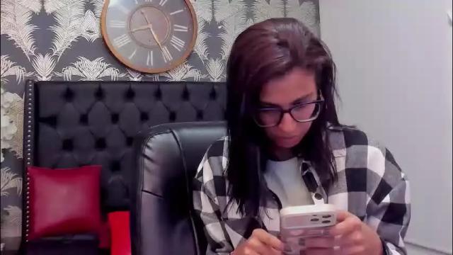 Image 2 of emily_loperaa Stream on Chaturbate on 2 months ago