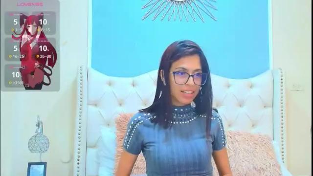 Image 10 of emily_loperaa Stream on Chaturbate on 1 month ago