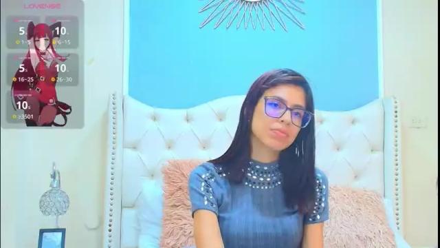 Image 11 of emily_loperaa Stream on Chaturbate on 1 month ago