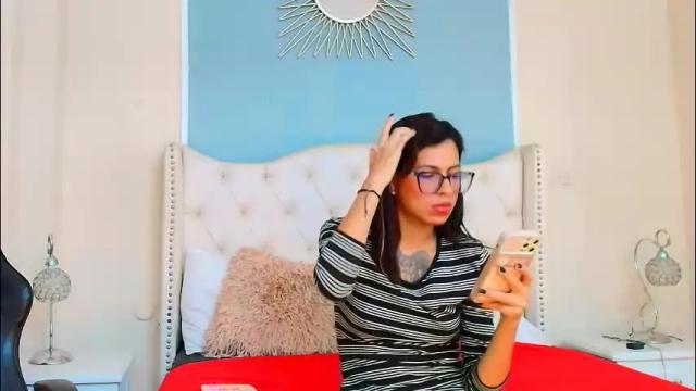 Image 11 of emily_loperaa Stream on Chaturbate on 9 days ago