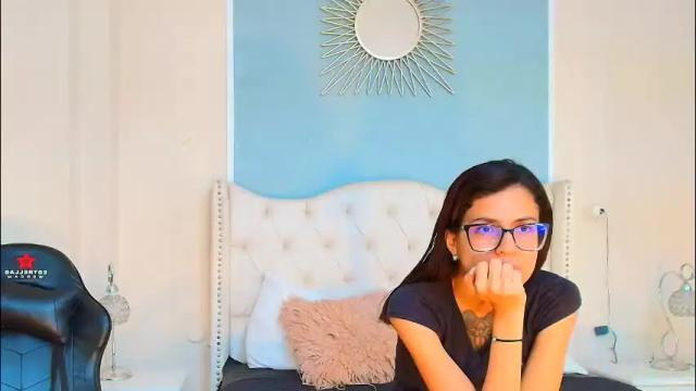 Image 7 of emily_loperaa Stream on Chaturbate on 6 days ago