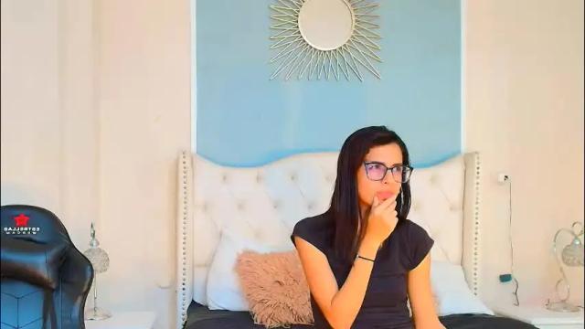 Image 8 of emily_loperaa Stream on Chaturbate on 6 days ago