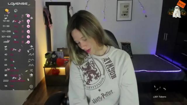 Thumbnail 3, emily_lovely5's Stream at Chaturbate, 19 months ago