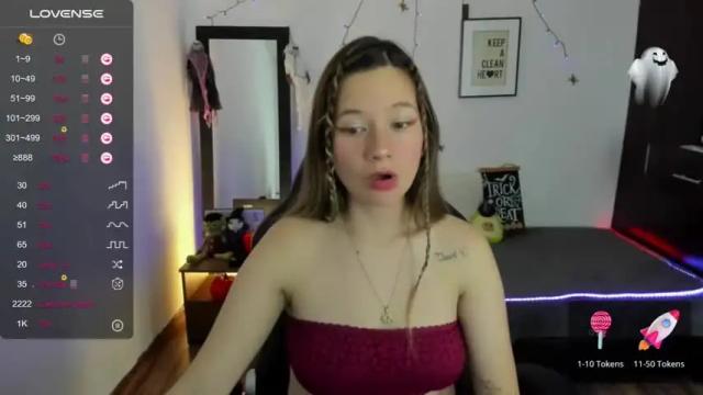 Image 2 of emily_lovely5 Stream on Chaturbate on 18 months ago