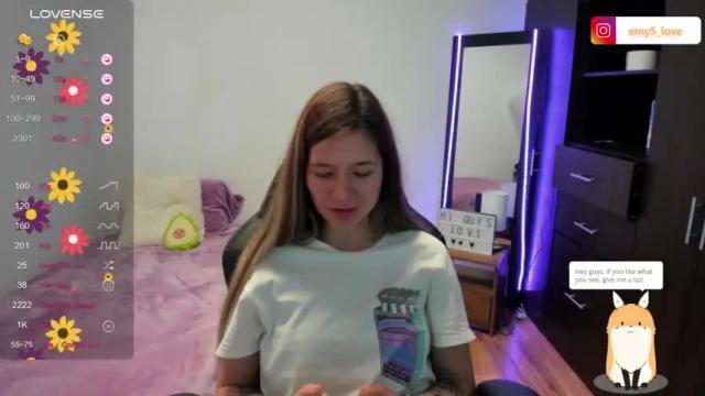 Image 11 of emily_lovely5 Stream on Chaturbate on 23 months ago