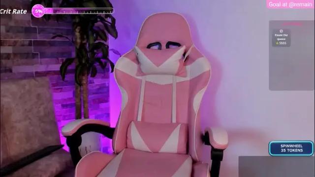 Image 2 of emily_montoya Stream on Chaturbate on 15 hours ago