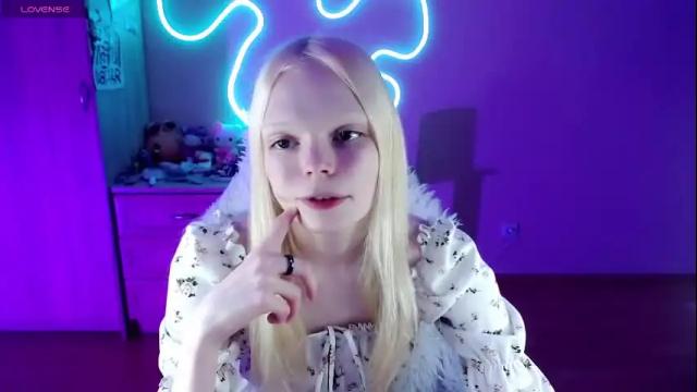 Image 10 of emily_nyaffe Stream on Chaturbate on 1 month ago