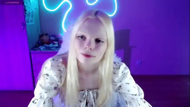 Image 6 of emily_nyaffe Stream on Chaturbate on 1 month ago