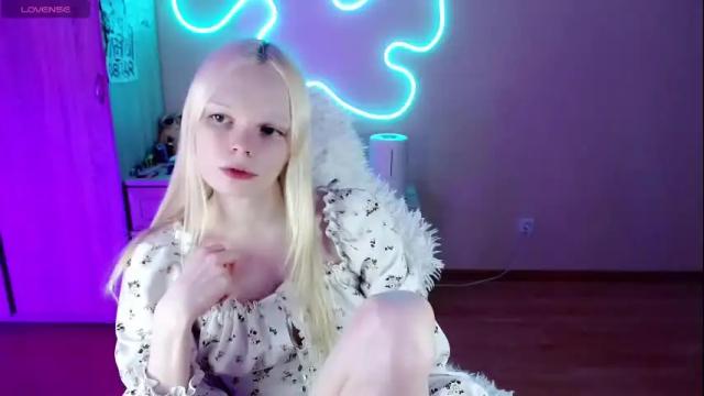 Thumbnail 2, emily_nyaffe's Stream at Chaturbate, 27 days ago