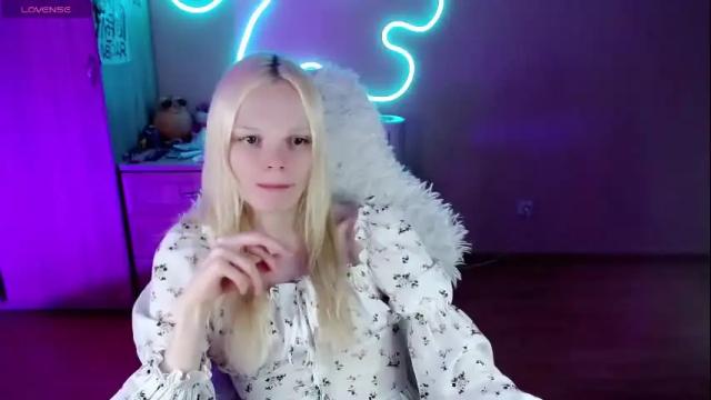 Thumbnail 3, emily_nyaffe's Stream at Chaturbate, 24 days ago