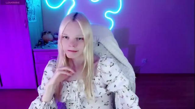 Thumbnail 1, emily_nyaffe's Stream at Chaturbate, 19 days ago