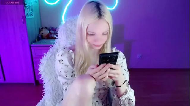 Thumbnail 2, emily_nyaffe's Stream at Chaturbate, 4 days ago