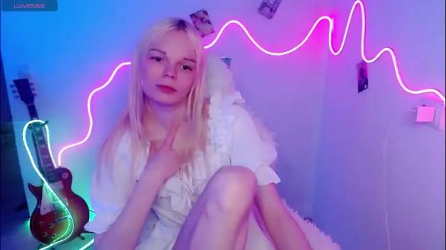 Image 10 of emily_nyaffe Stream on Chaturbate on 2 months ago