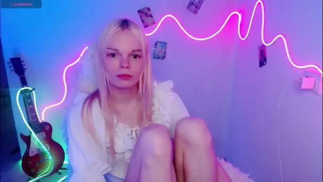 Image 11 of emily_nyaffe Stream on Chaturbate on 2 months ago