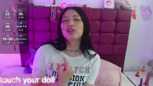 Image 3 of emily_owen_love Stream on Chaturbate on 13 months ago