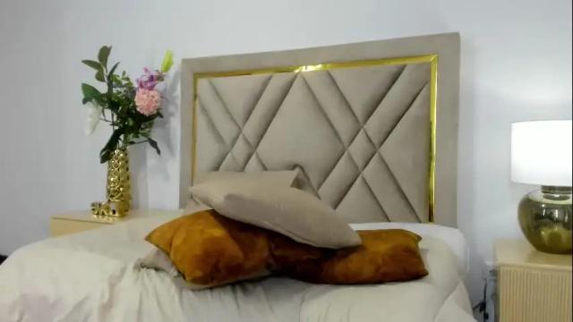 Image 4 of emily_queen7 Stream on Chaturbate on 3 months ago